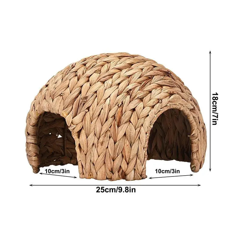Rabbit Tunnel Safe Bunny Grass House Natural Cattail Hideout Hand Made Cattail House For Guinea Pig Hamsters Chinchilla Ferret
